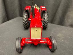 1/16th Scale 2020 Tomy Happy Birthday Model Farmall 706 Diesel Tractor w/wf