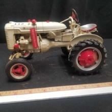 FARMALL "SUPER A" TRACTOR, WHITE DEMO, WIDE FRONT 1986 5000 UNIT