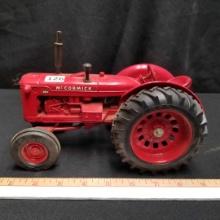 McCORMICK "WD-9" TRACTOR, DIESEL WHEAT LAND FENDERS