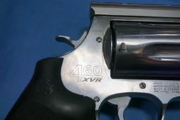 SMITH AND WESSON 460XVR REVOLVER