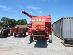 MF 540 Combine w/MF 43 4R Cornhead