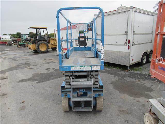 Genie 2032 Scissor Lift