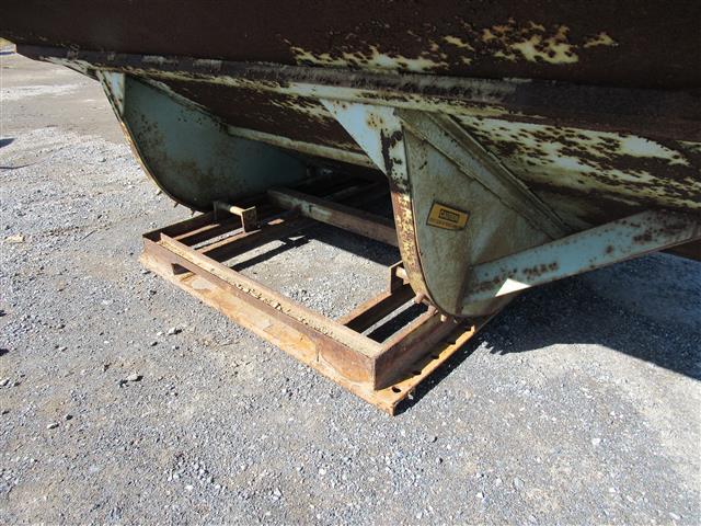 Galbreath 5 yd Self Dumping Hopper