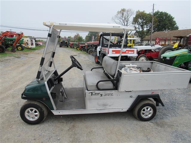 Turf Carry Club Car w/Charger & Soft Cover