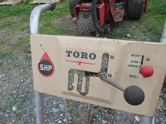 Toro Walk Behind Snowblower (runs)