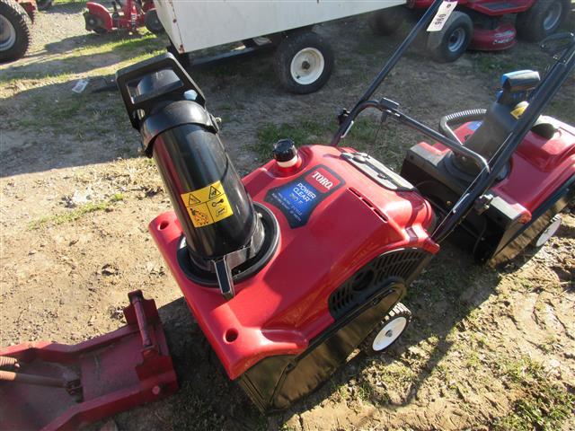 Toro Single-Stage WB Snow Thrower