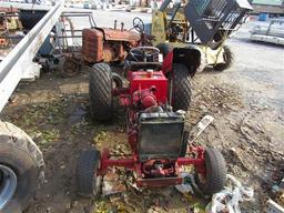 IH 284 Parts Tractor