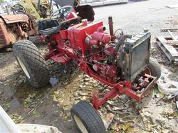 IH 284 Parts Tractor