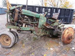 JD 2010 Parts Tractor