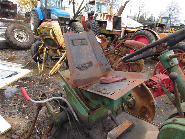 JD 2010 Parts Tractor