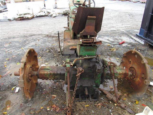JD 2010 Parts Tractor