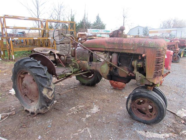 Farmall B Tractor (not running)