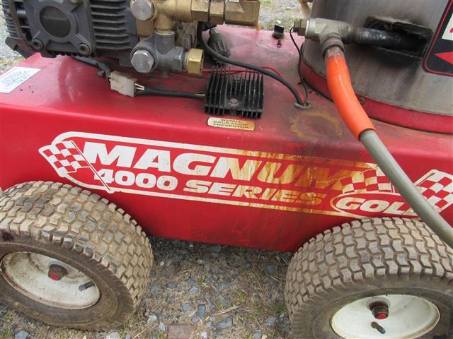 Magnum 4000 Gold Pressure Washer