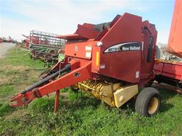 NH BR730 Round Baler