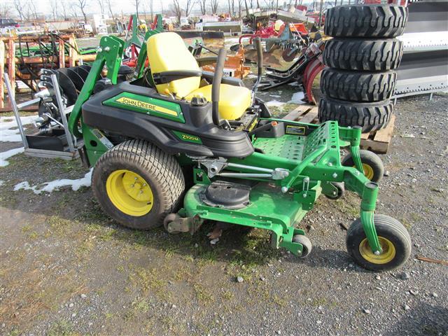 JD Z290M 2018 Model ZeroTurn Rider, 80 Hrs