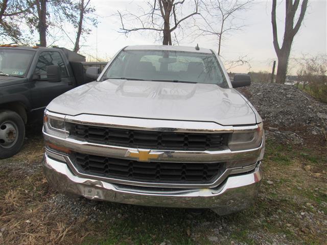 2016 Chevy Pick-Up w/Title - 206,027 Miles