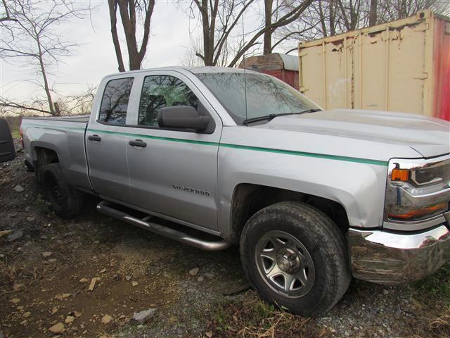 2016 Chevy Pick-Up w/Title - 206,027 Miles