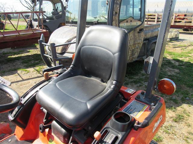 Kubota BX2200 Dsl Tractor w/Ldr & Mower, 2004 Hrs,