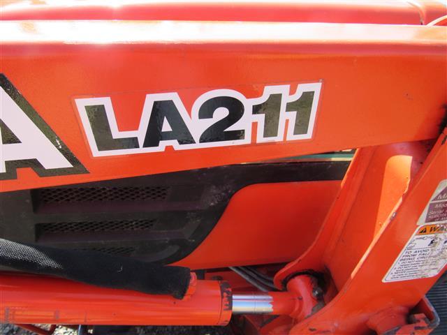 Kubota BX2200 Dsl Tractor w/Ldr & Mower, 2004 Hrs,