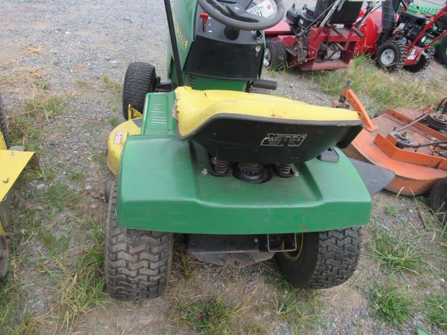 JD 165 Hydro Mower, 38" Cut