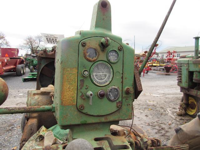 JD 7020 Parts Tractor