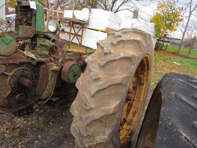 JD 7020 Parts Tractor