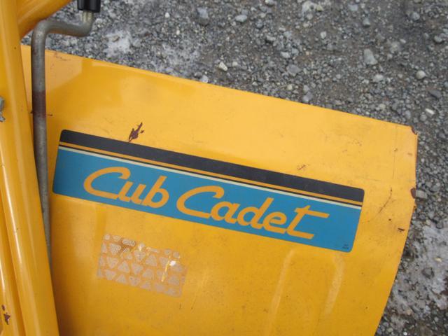 Cub Cadet 2160 48" Lawn Tractor w/ Snowblower