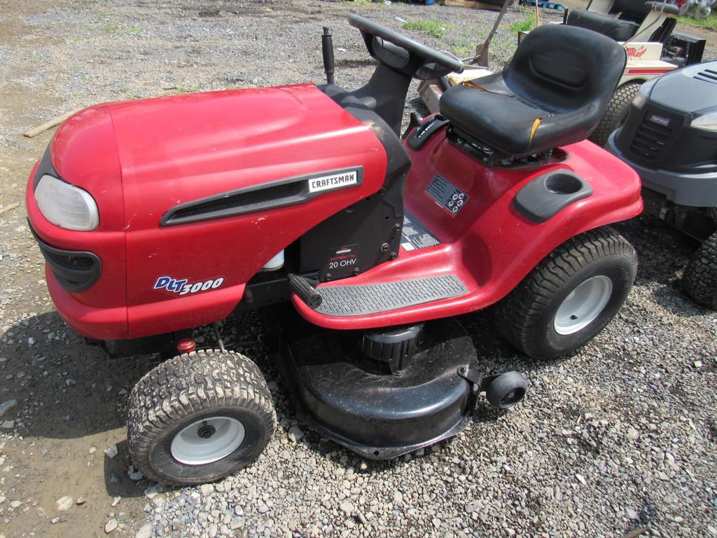 Craftsman DLT3000 16.5 HP 42" Riding Mower