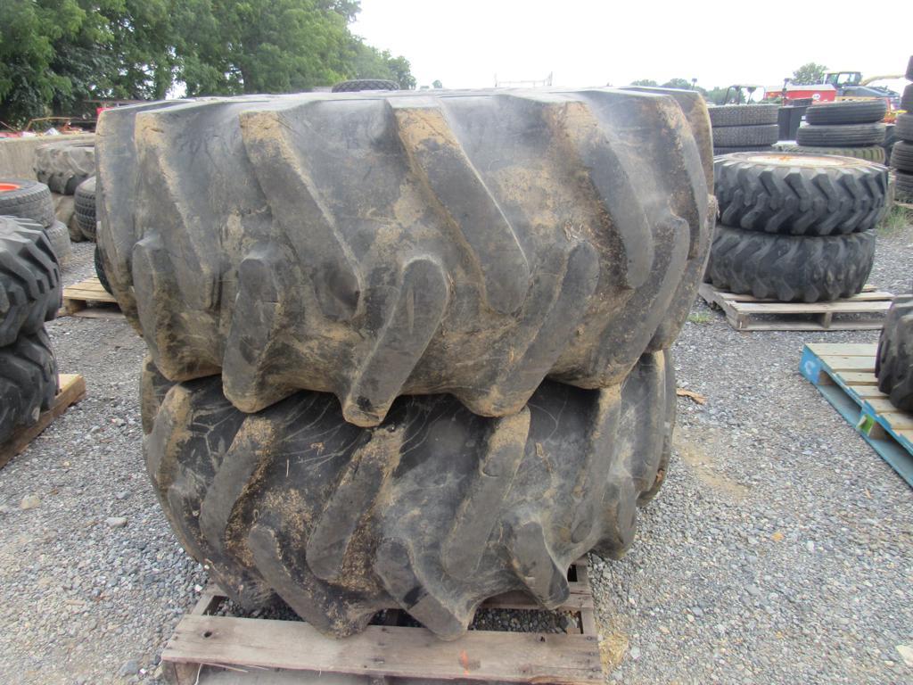 23.1 x 26 Tractor Tire (Pair)