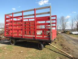 Bale Wagon w/NH Running Gear