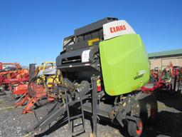 Claas Variant 380RC Round Baler