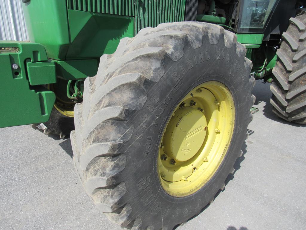 JD 4555 Cab Tractor, 4x4