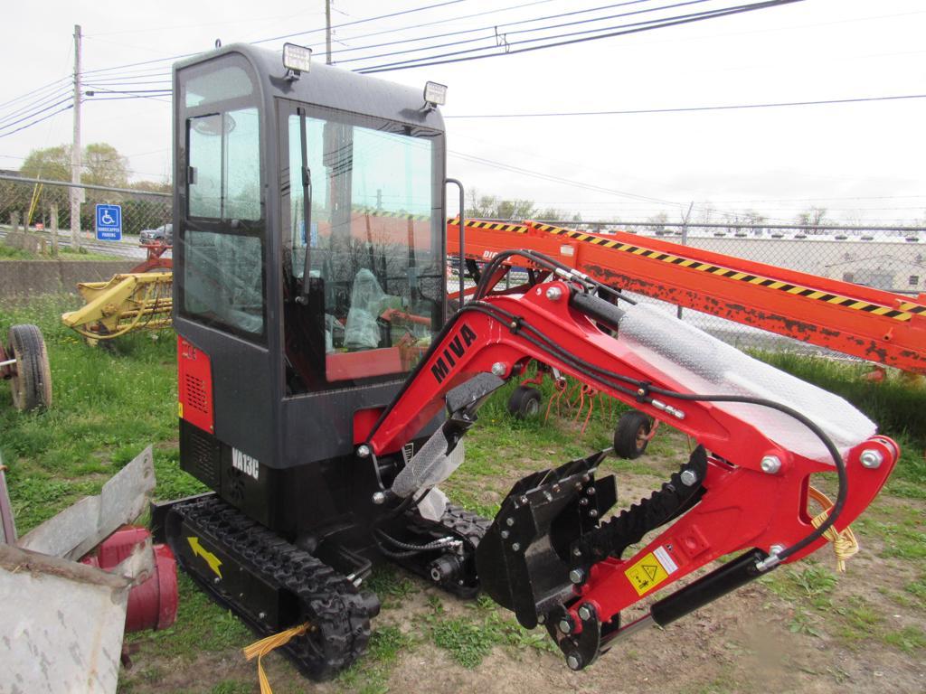 Miva VA13C Mini Excavator