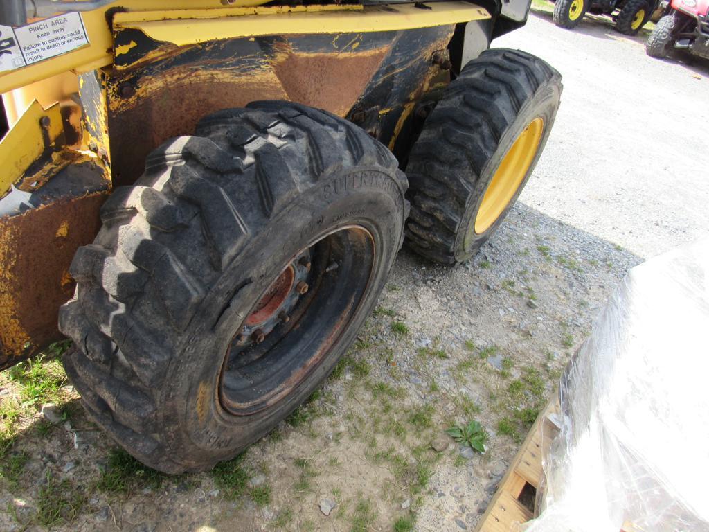 Nh LS170 Skidsteer, Enclosed Cab, Heat, NO Door,