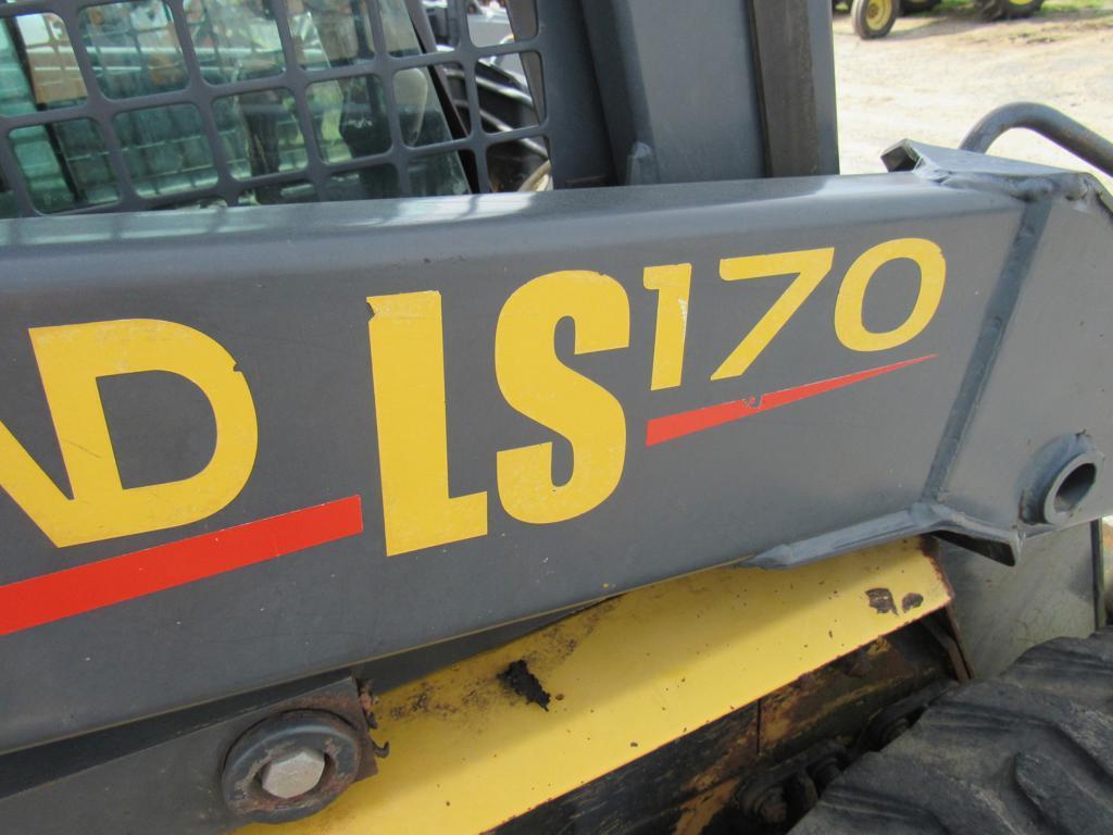 Nh LS170 Skidsteer, Enclosed Cab, Heat, NO Door,