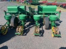 JD494 4R Corn Planter