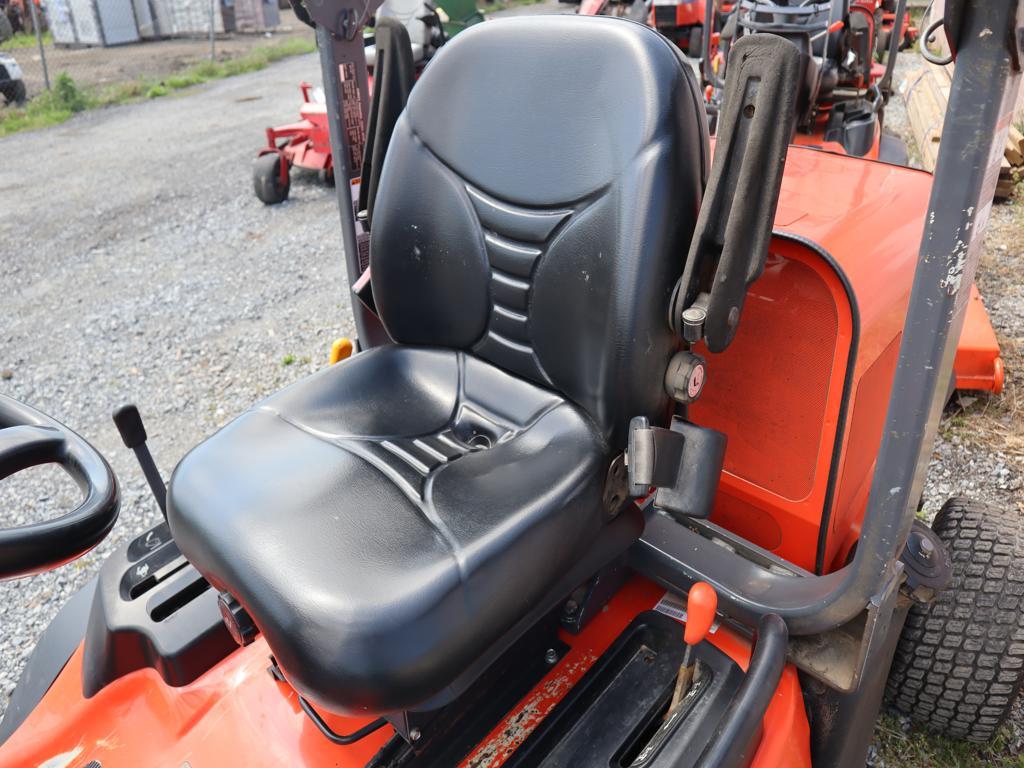 Kubota F3990 Zero Turn Mower w/ 72" Deck