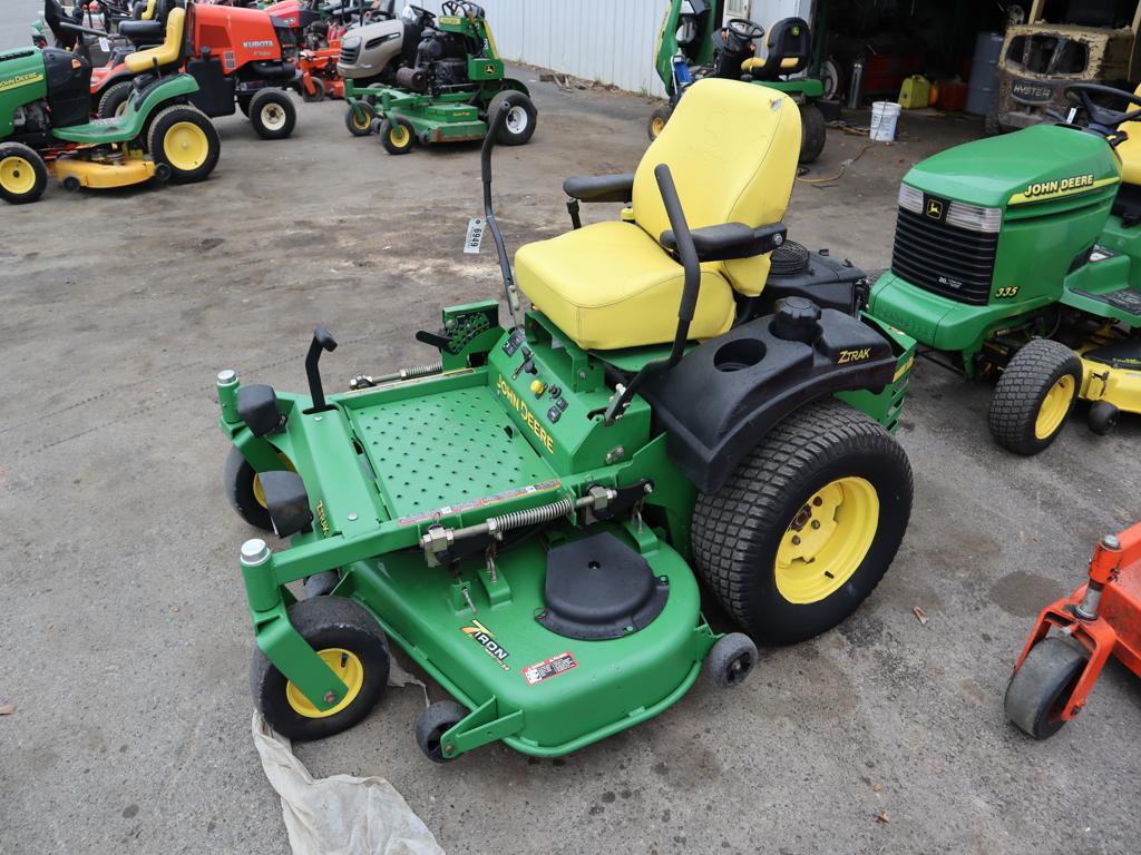 JD 727A Mower w/ 54" Deck