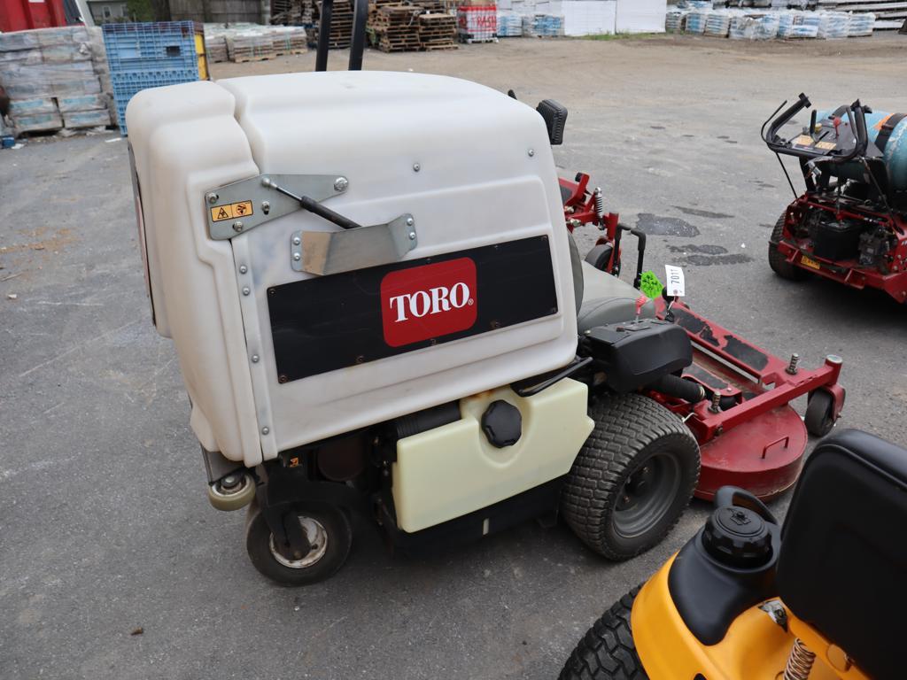 Toro 48" Mower w/Hopper