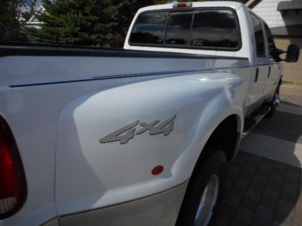 2004 FORD F-350 PICKUP, Crew Cab, 4x4, Diesel, 178,000 Miles, Lariat S/N:1F