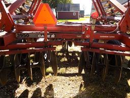 ’98 Case IH 3950, 33’ folding disk