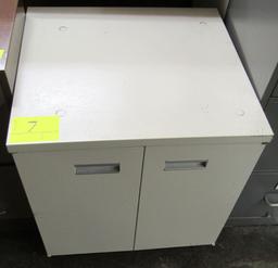 2-door cabinet