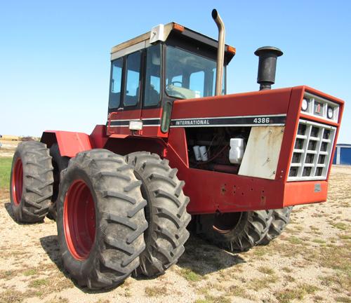 IH 4386 4WD