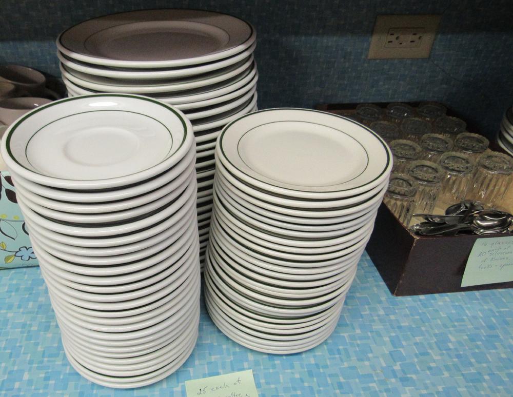 6" saucers, 6 1/2" plates, 9" plates, set of 25 each
