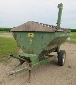 2-wheeled JD 68 Feed Wagon