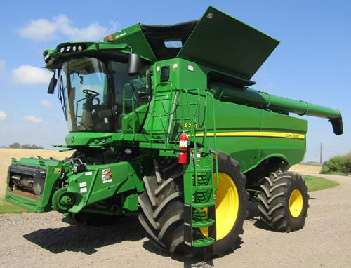 ‘18 JD S790 combine