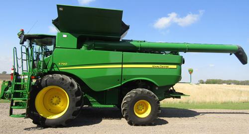 ‘18 JD S790 combine