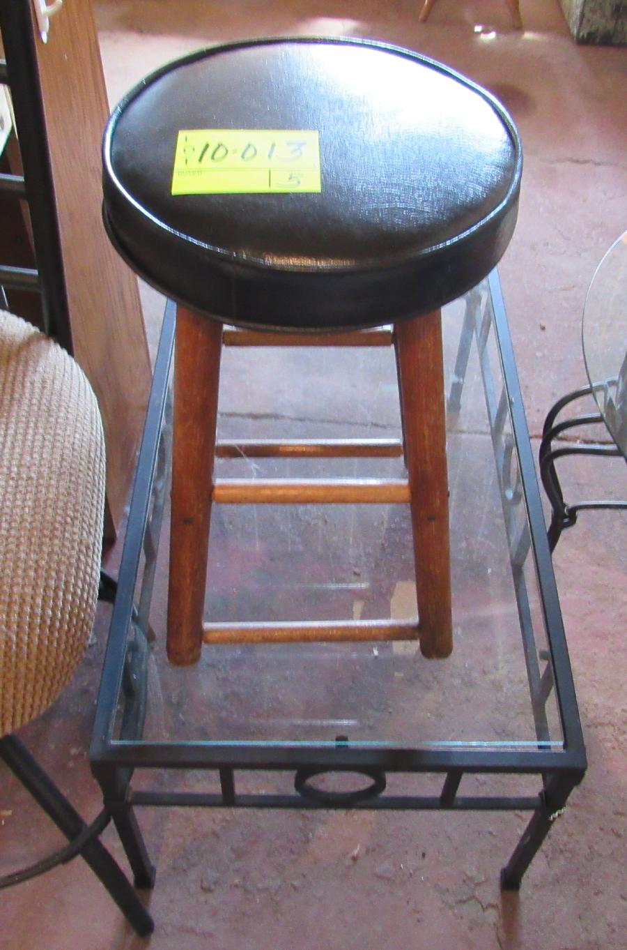 Coffee Table, 3 Stools, Mirror