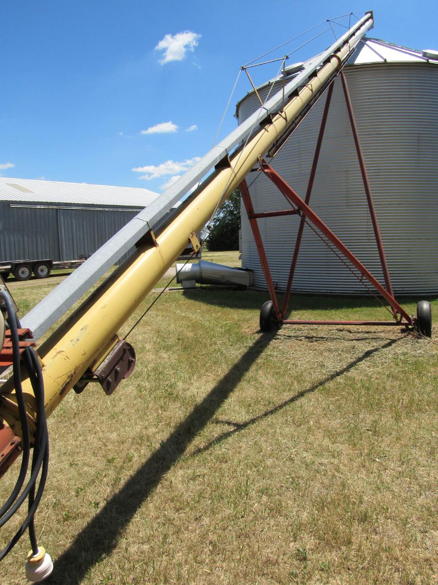 Westfield W-60 auger