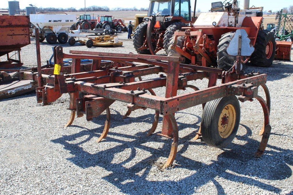 MF Chisel Plow